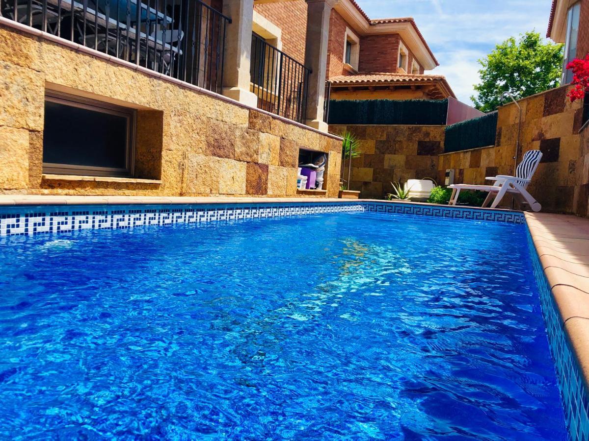 Chalet Con Piscina Privada!!! Altafulla Esterno foto